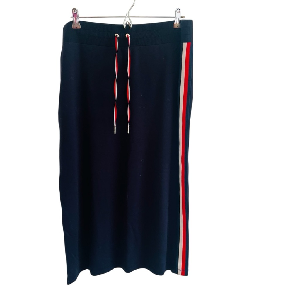 Tommy Hilfiger Navy Lace-Up Top and Skirt with Red and White Trim - Picture 3 of 4